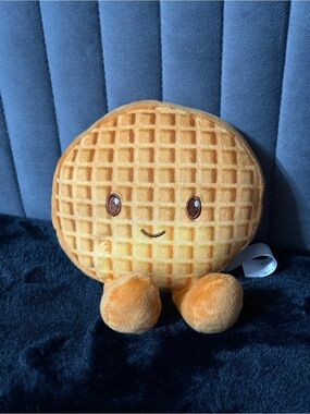 💖4/$25-Animal Adventure Waffle Plush Cute Breakfast Food Stuffed Toy Kawaii 2024
